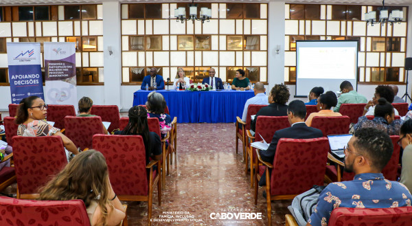 Fernando Elísio Freire preside apresentação do “Relatório do Módulo Outras Formas de Trabalho/Trabalho Não Remunerado 2022”