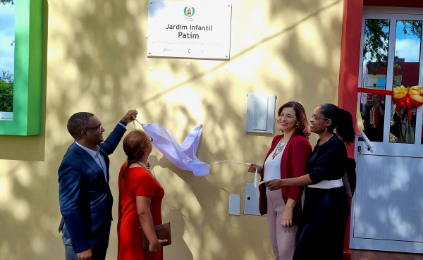 Lídia Lima preside ato inauguração do Jardim Infantil de Patim na ilha do Fogo 