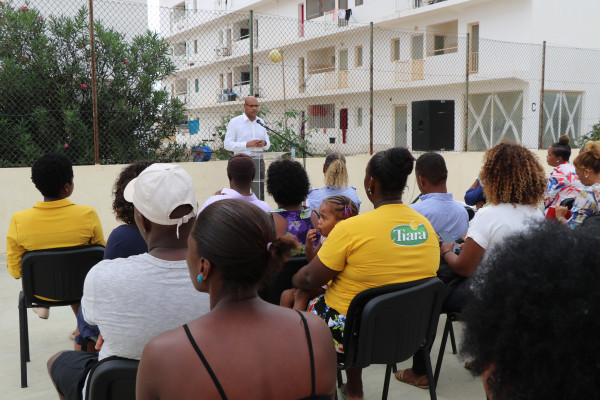 Boa Vista: Fernando Elísio Freire reúne-se com as famílias para informar sobre a nova fase do Programa de Realojamento