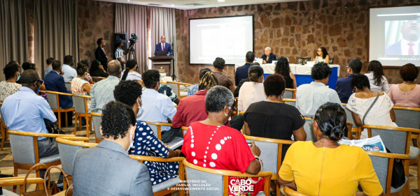 MFIDS preside abertura de Atelier de Socialização das Diretrizes a seguir pelos Serviços Públicos e Privados no domínio da Infância e da Adolescência