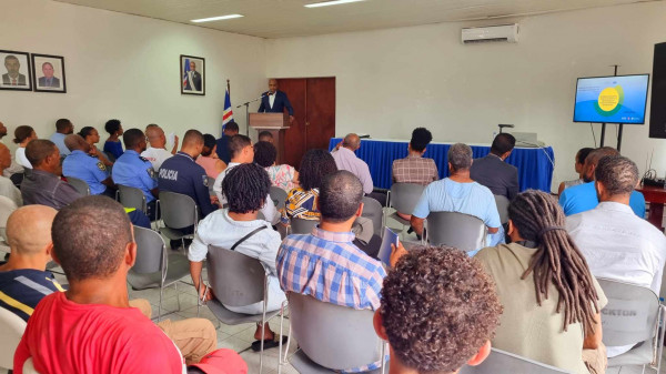 Programa Nacional para o Acolhimento e (Re)Integração de Migrantes Retornados apresentado na ilha do Fogo