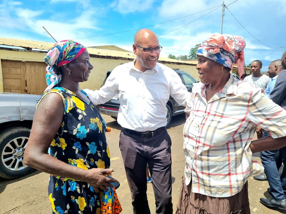 São Tomé: Fernando Elísio Freire visita comunidades cabo-verdianas dos distritos de Lembá e Mé-Zochi