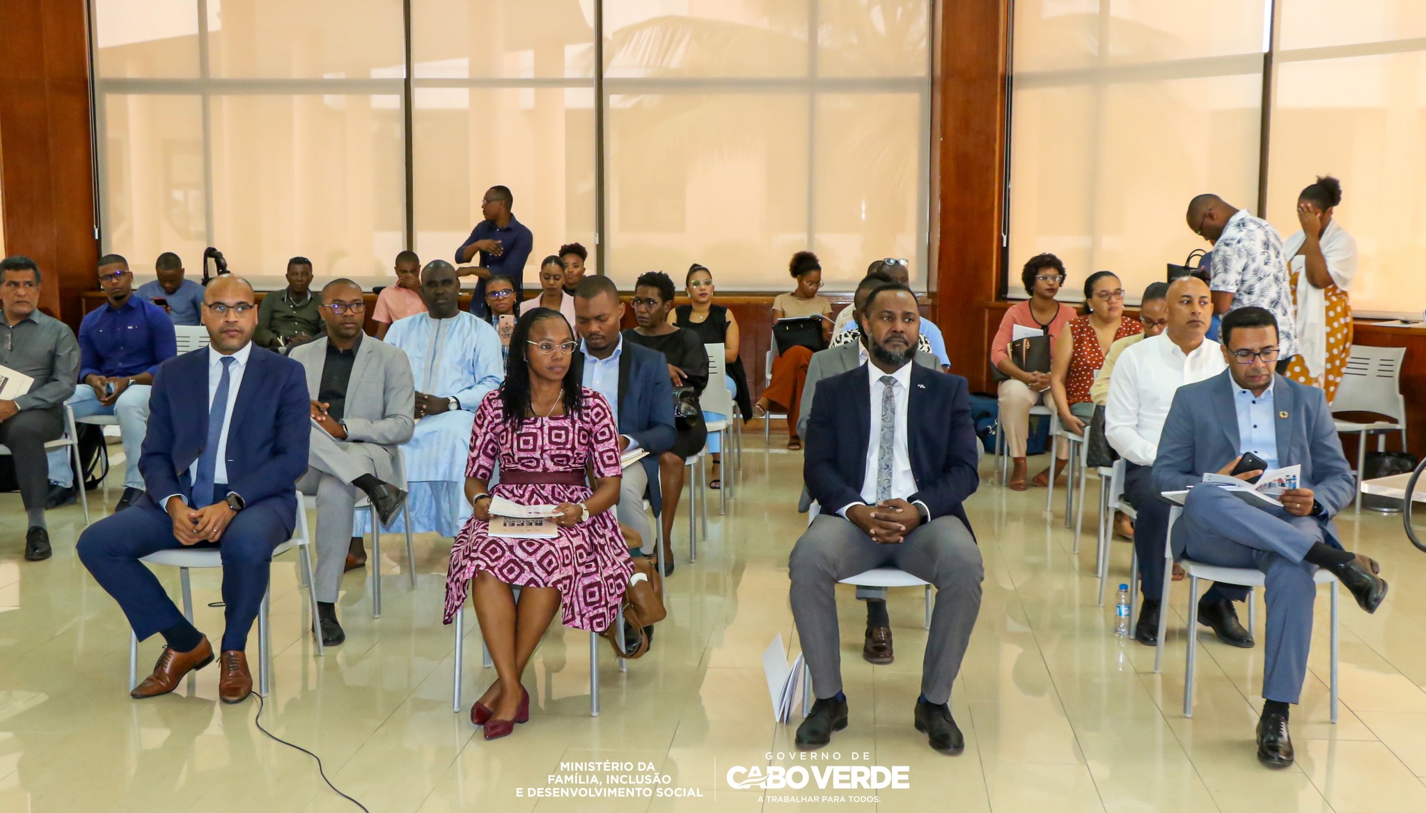 Fernando Elísio Freire preside apresentação dos resultados definitivos do Iº Inquérito à População Estrangeira e Imigrante em Cabo Verde