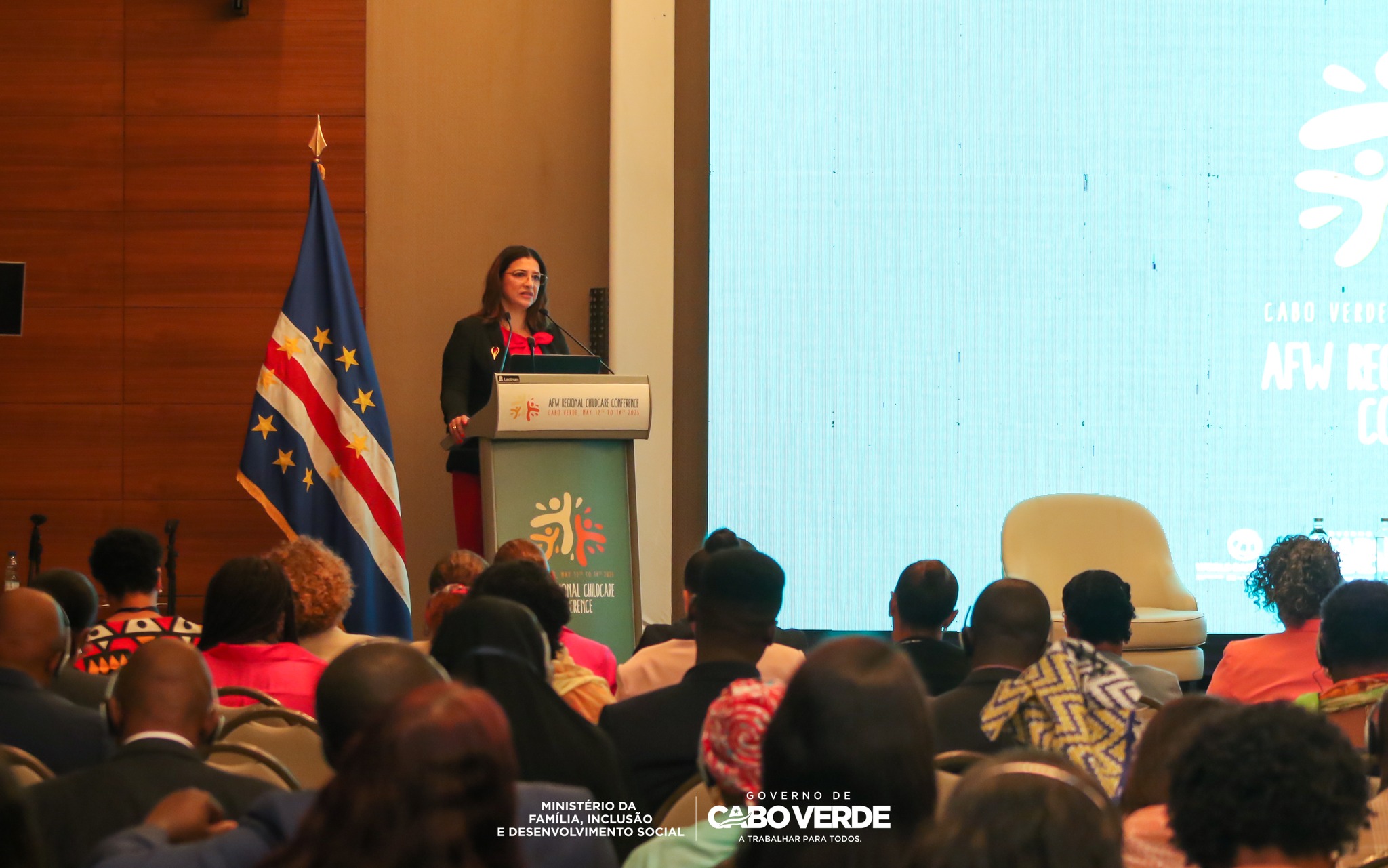 𝗖𝗮𝗯𝗼 𝗩𝗲𝗿𝗱𝗲 𝗿𝗲𝗮𝗳𝗶𝗿𝗺𝗮 𝗰𝗼𝗺𝗽𝗿𝗼𝗺𝗶𝘀𝘀𝗼 𝗰𝗼𝗺 𝗼𝘀 𝗖𝘂𝗶𝗱𝗮𝗱𝗼𝘀 𝗜𝗻𝗳𝗮𝗻𝘁𝗶𝘀 𝗲 𝗮 𝗣𝗿𝗼𝘁𝗲𝗰̧𝗮̃𝗼 𝗱𝗮 𝗣𝗿𝗶𝗺𝗲𝗶𝗿𝗮 𝗜𝗻𝗳𝗮̂𝗻𝗰𝗶𝗮