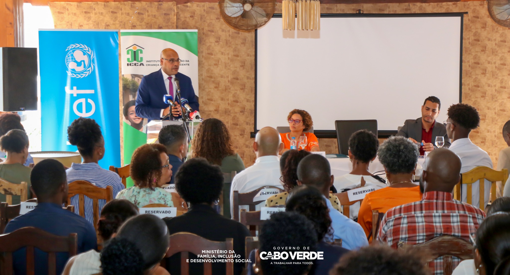 𝗘𝗻𝗰𝗼𝗻𝘁𝗿𝗼 𝗡𝗮𝗰𝗶𝗼𝗻𝗮𝗹 𝗱𝗼𝘀 𝗣𝗮𝗿𝗰𝗲𝗶𝗿𝗼𝘀 𝗱𝗼 𝗦𝗶𝘀𝘁𝗲𝗺𝗮 𝗱𝗲 𝗣𝗿𝗼𝘁𝗲𝗰̧𝗮̃𝗼 𝗱𝗮 𝗖𝗿𝗶𝗮𝗻𝗰̧𝗮 𝗲 𝗱𝗼 𝗔𝗱𝗼𝗹𝗲𝘀𝗰𝗲𝗻𝘁𝗲 𝗿𝗲𝗳𝗼𝗿𝗰̧𝗮 𝗰𝗼𝗺𝗽𝗿𝗼𝗺𝗶𝘀𝘀𝗼 𝗱𝗲 𝗖𝗮𝗯𝗼 𝗩𝗲𝗿𝗱𝗲 𝗰𝗼𝗺 𝗼𝘀 𝗱𝗶𝗿𝗲𝗶𝘁𝗼𝘀 𝗱𝗮