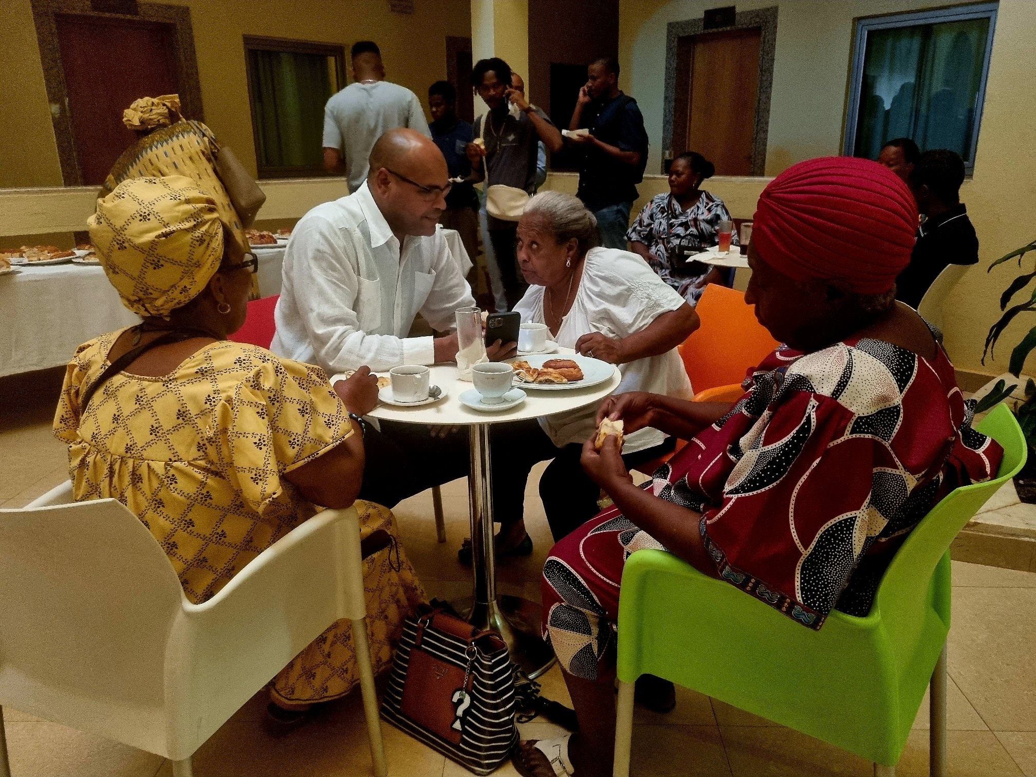 Ministro da Família, Inclusão e Desenvolvimento Social reforça compromisso com a diáspora cabo-verdiana na Guiné-Bissau