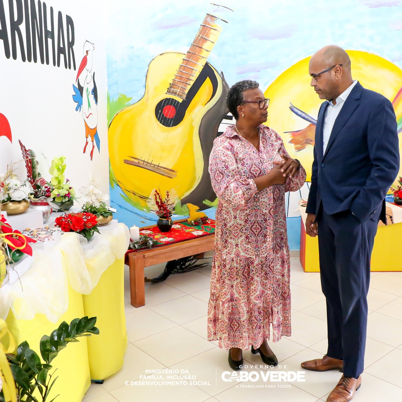 Abertura da 1.ª Exposição e Venda Solidária “Quebrando Barreiras”