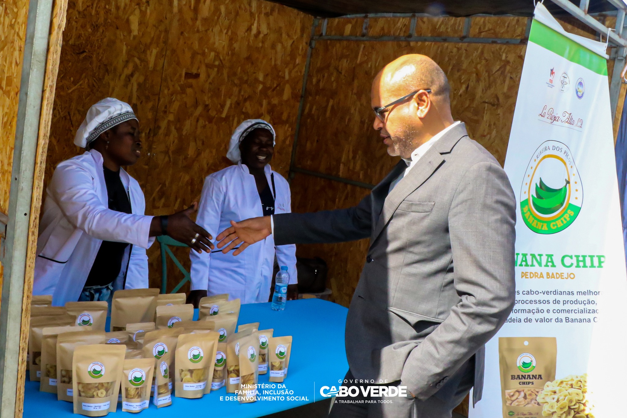 Fernando Elisio Freire enaltece o contributo das mulheres na economia local