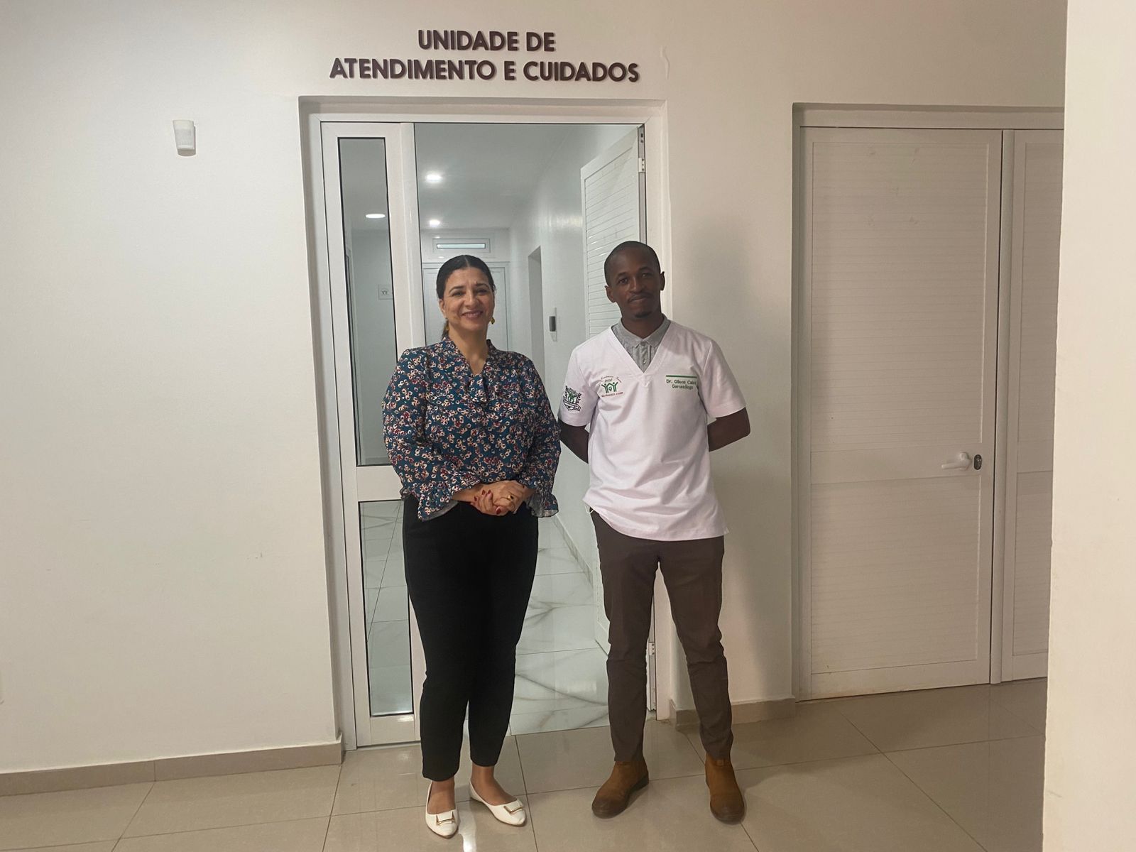 Secretária de Estado visita projeto de cuidados a idosos em Achada São Filipe